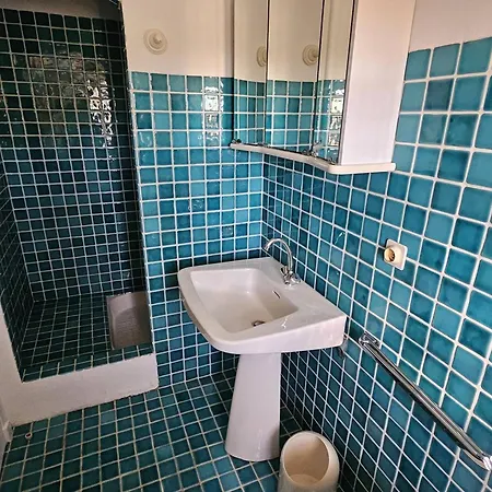 De Maitre Pour 12 Avec Piscine Privee Aux Issambres - Fr-1-768-111